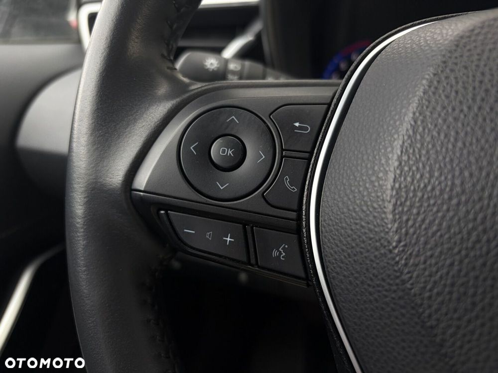 Toyota Corolla 1.8 Hybrid Comfort - 28