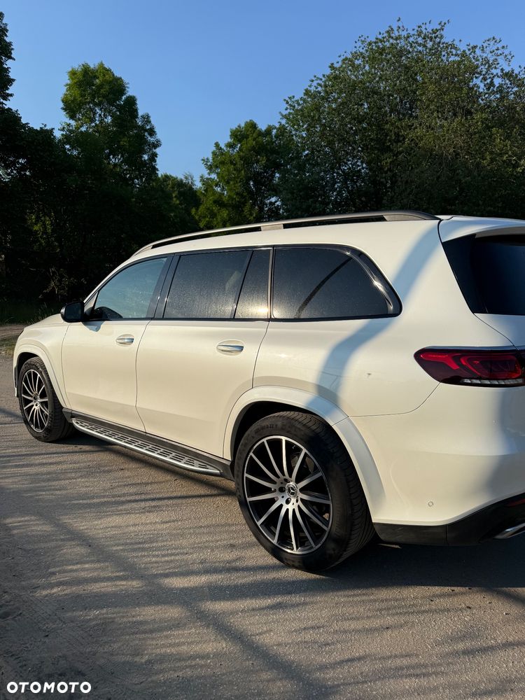Mercedes-Benz GLS - 2