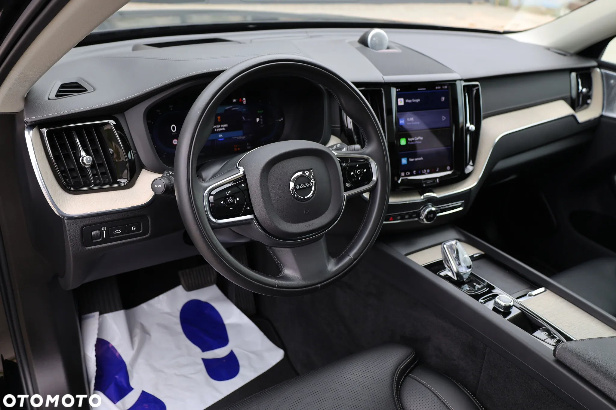 Volvo XC 60 T6 AWD Plug-In Hybrid Inscription - 27