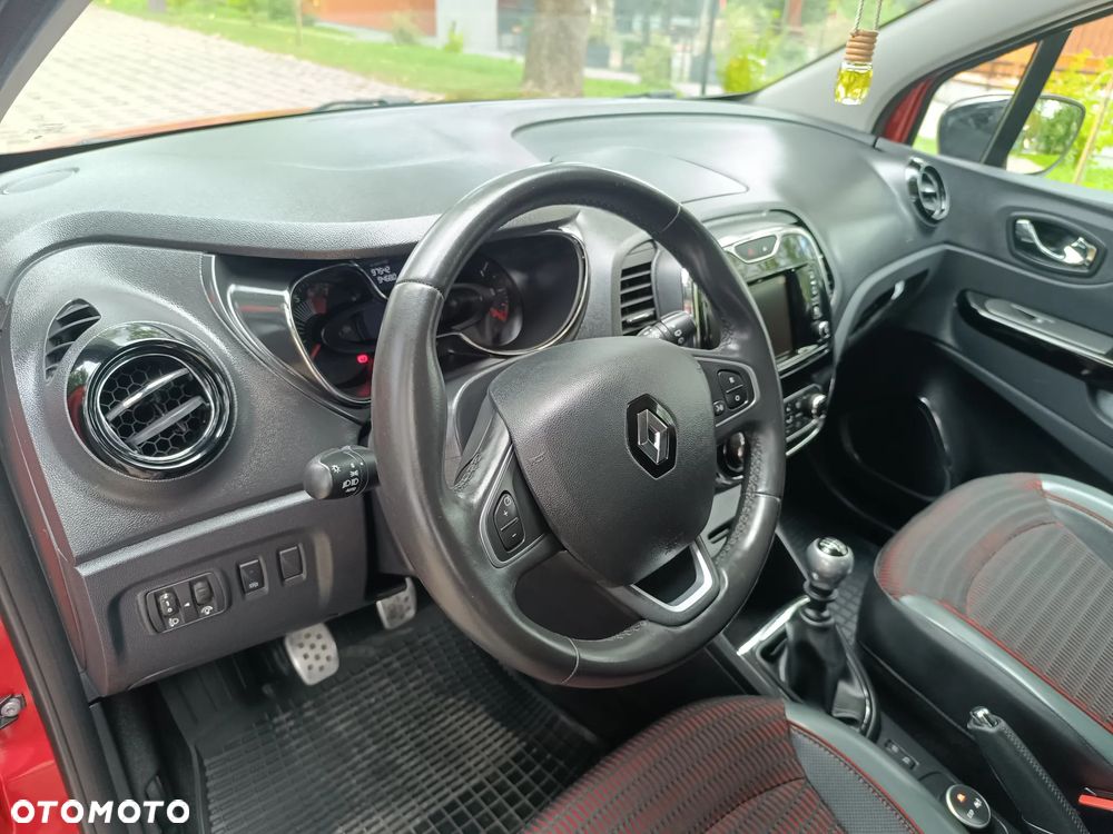 Renault Captur ENERGY TCe 120 Intens - 24