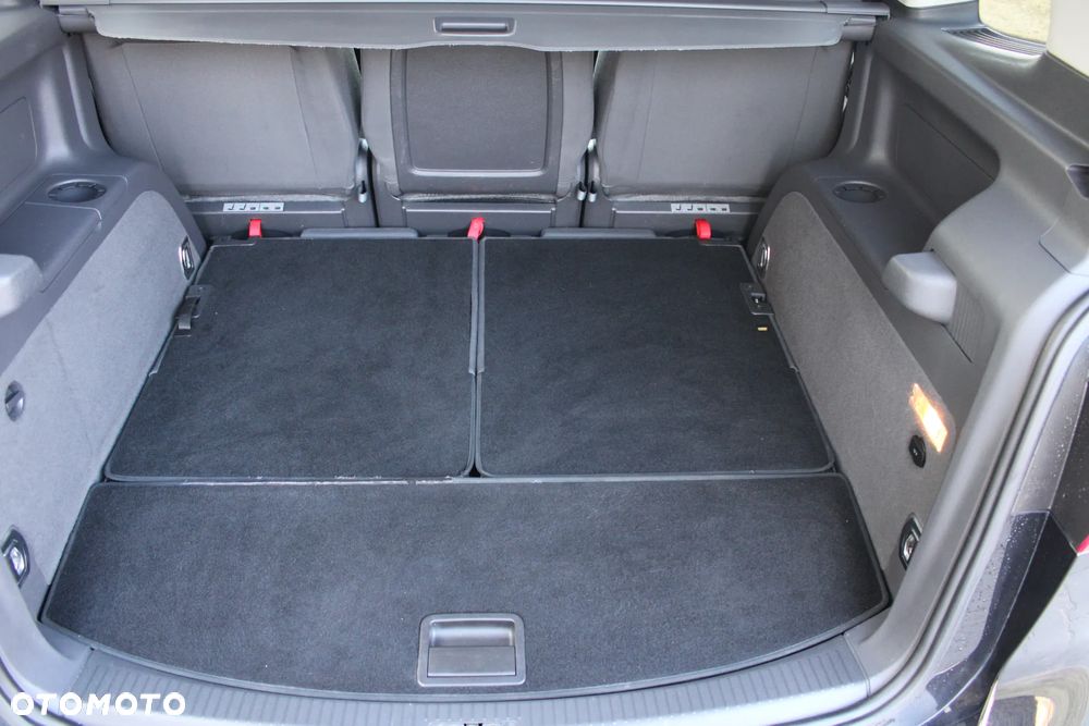 Volkswagen Touran 1.6 TDI DPF DSG Comfortline - 19