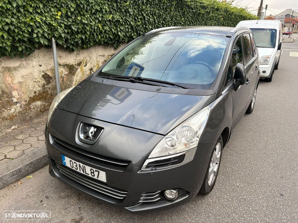 Peugeot 5008 1.6 HDi 7L Allure - 1