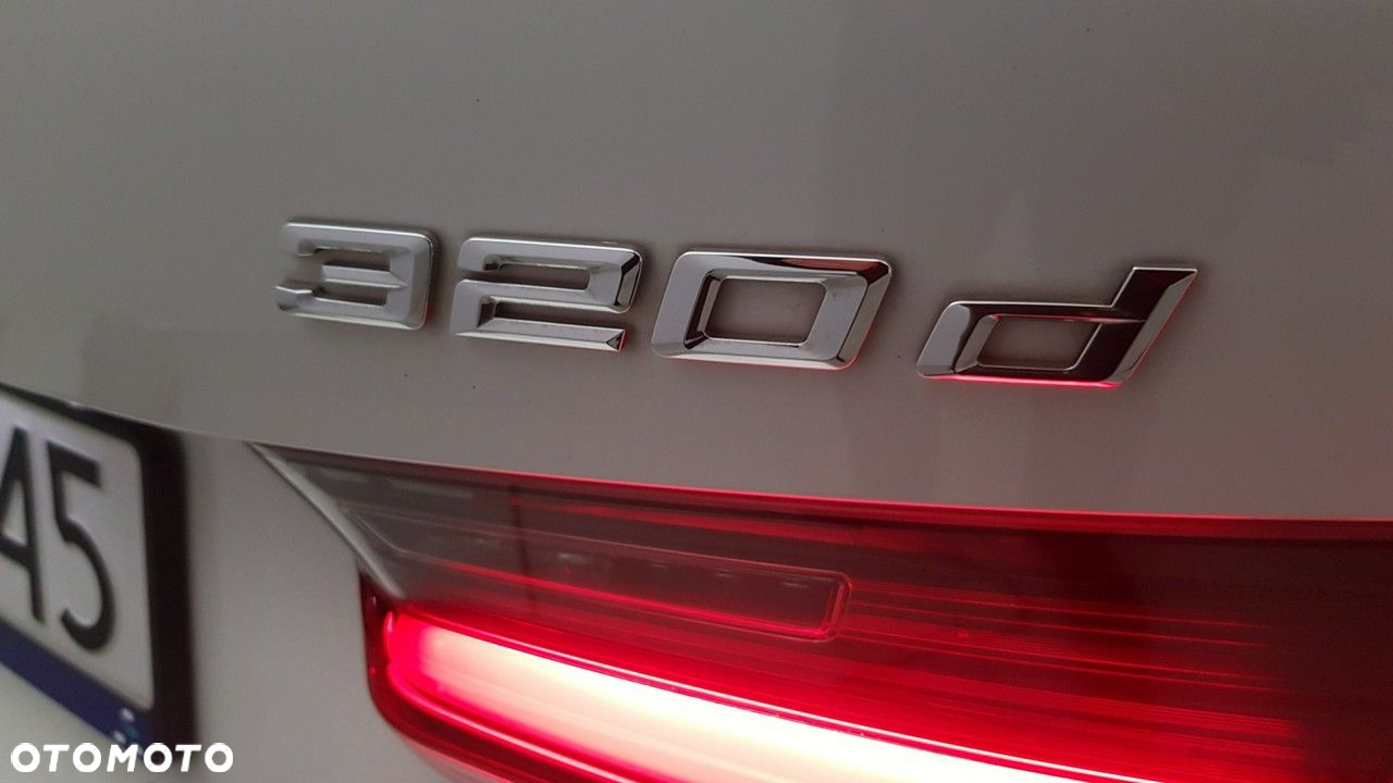 BMW Seria 3 - 17