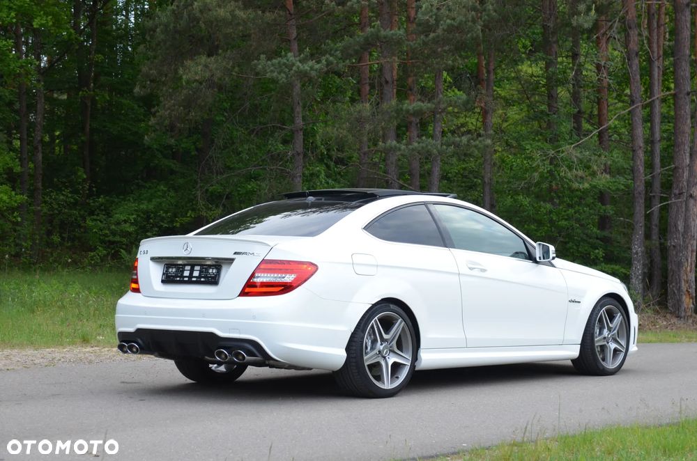 Mercedes-Benz Klasa C AMG 63 S AMG Speedshift MCT 9G - 35