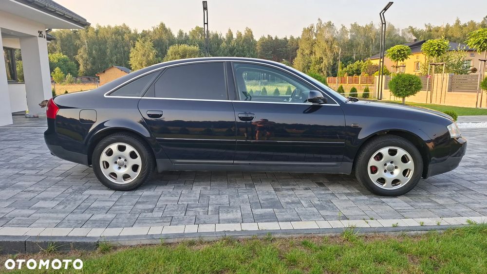 Audi A6 Limousine 2.4 - 5