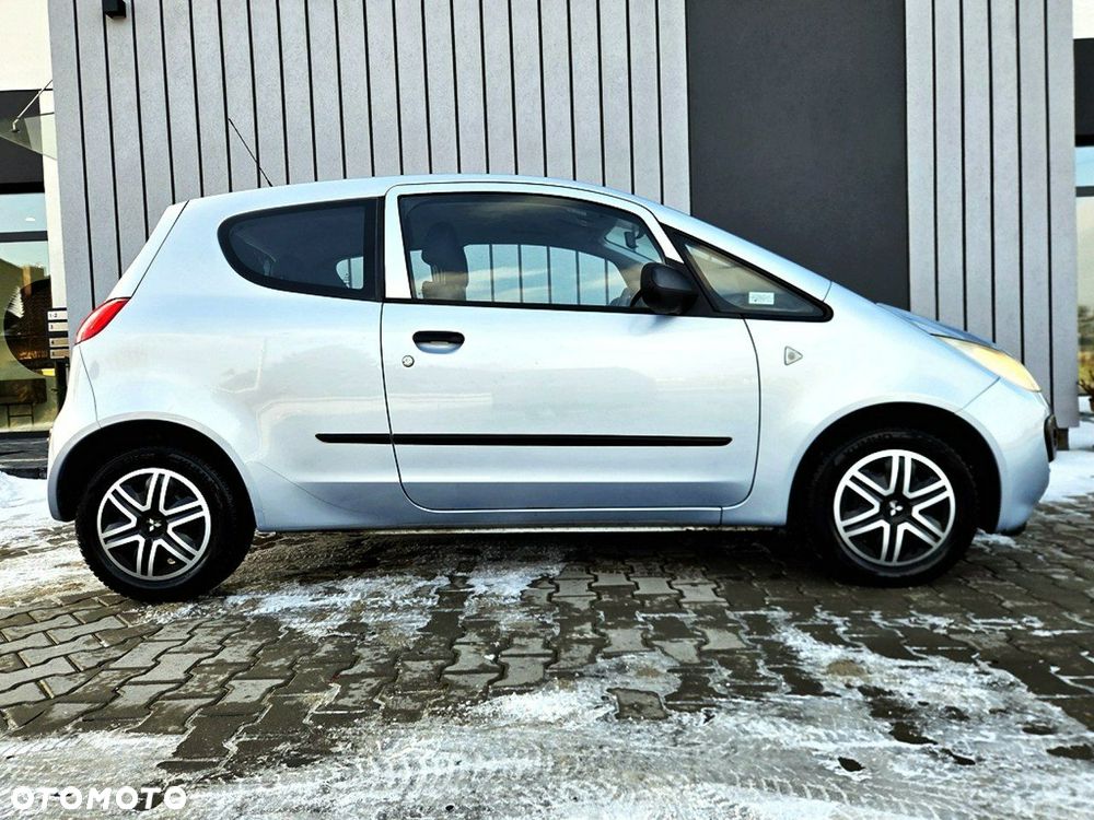 Mitsubishi Colt 1.1 - 22