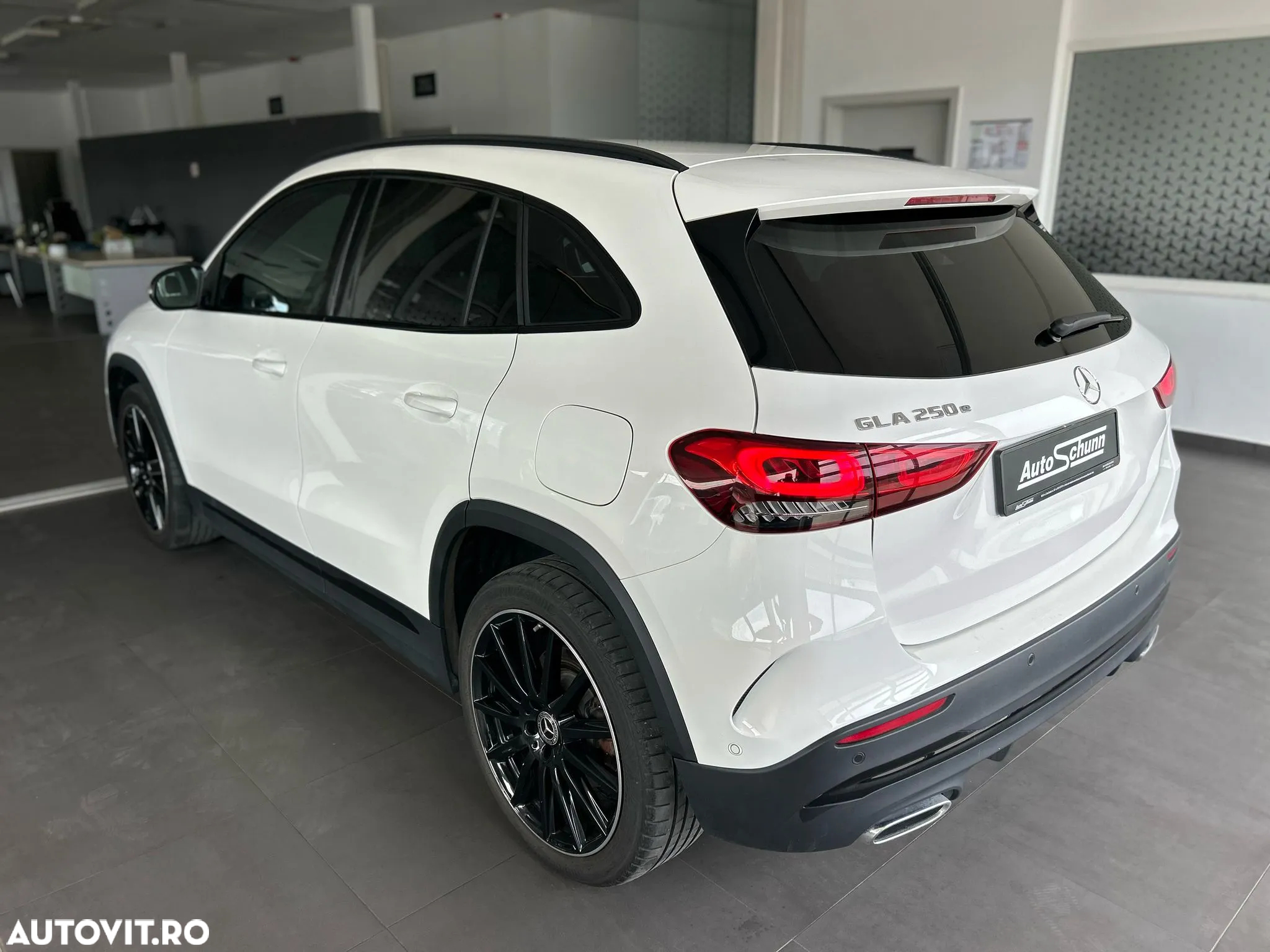 Mercedes-Benz GLA 250 e 8G-DCT Edition AMG Line - 8
