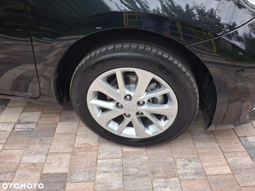 Toyota Auris 1.6 Valvematic Executive - 7