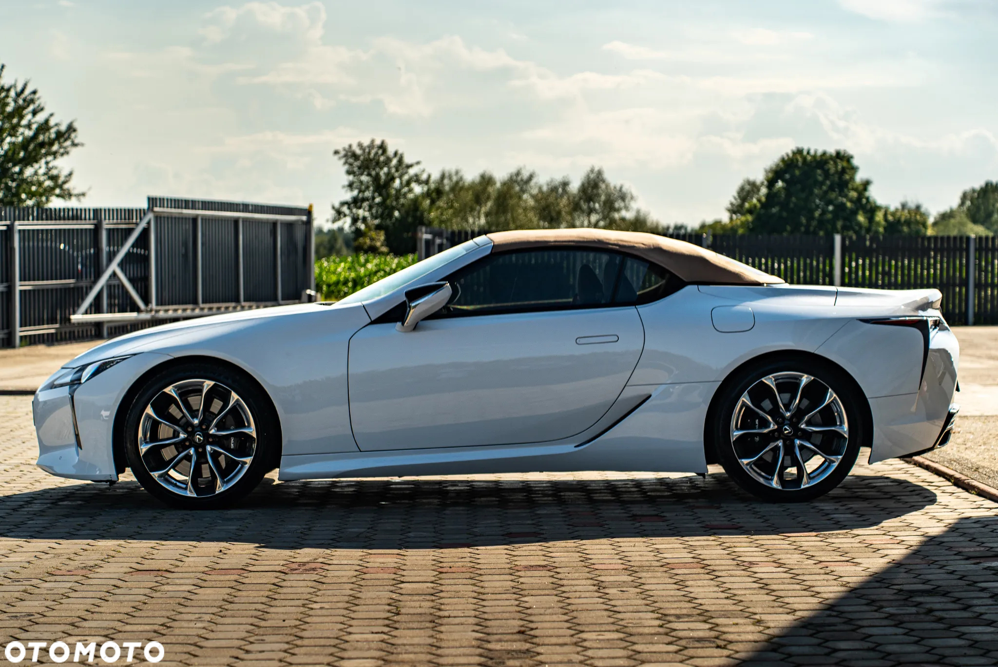 Lexus LC 500 Superturismo - 35