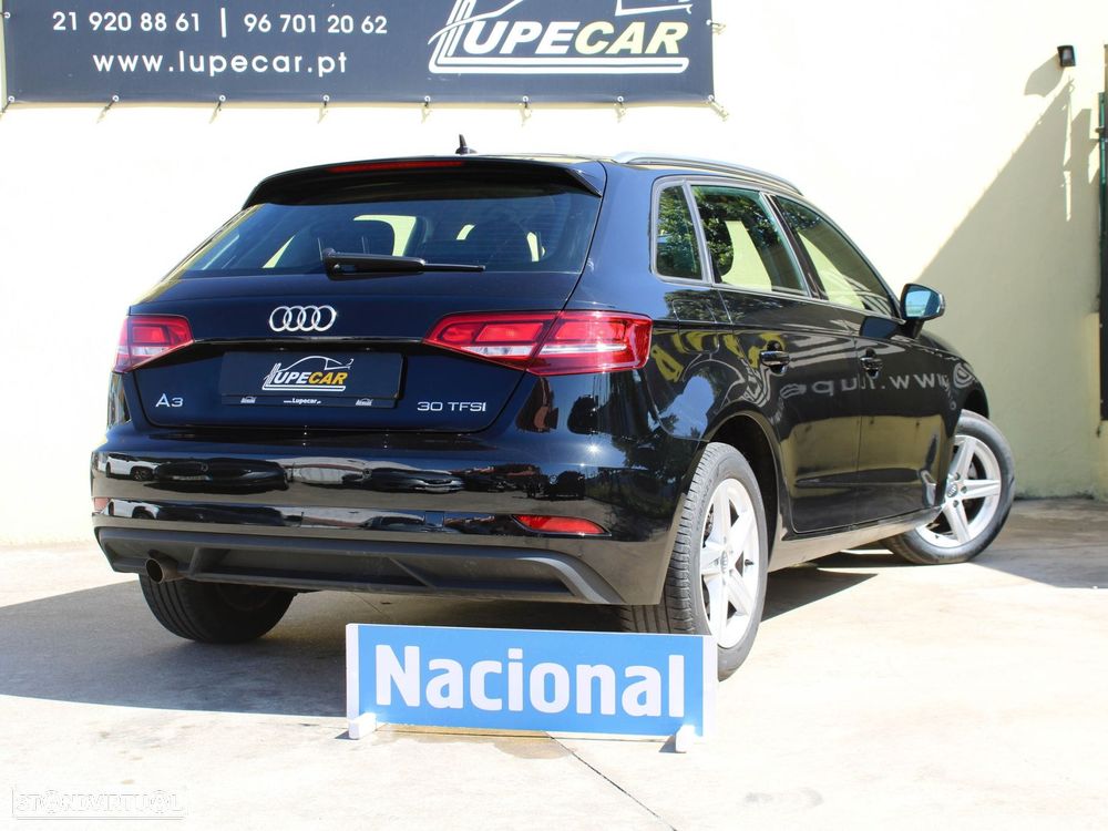 Audi A3 Sportback 30 TFSI S tronic - 3