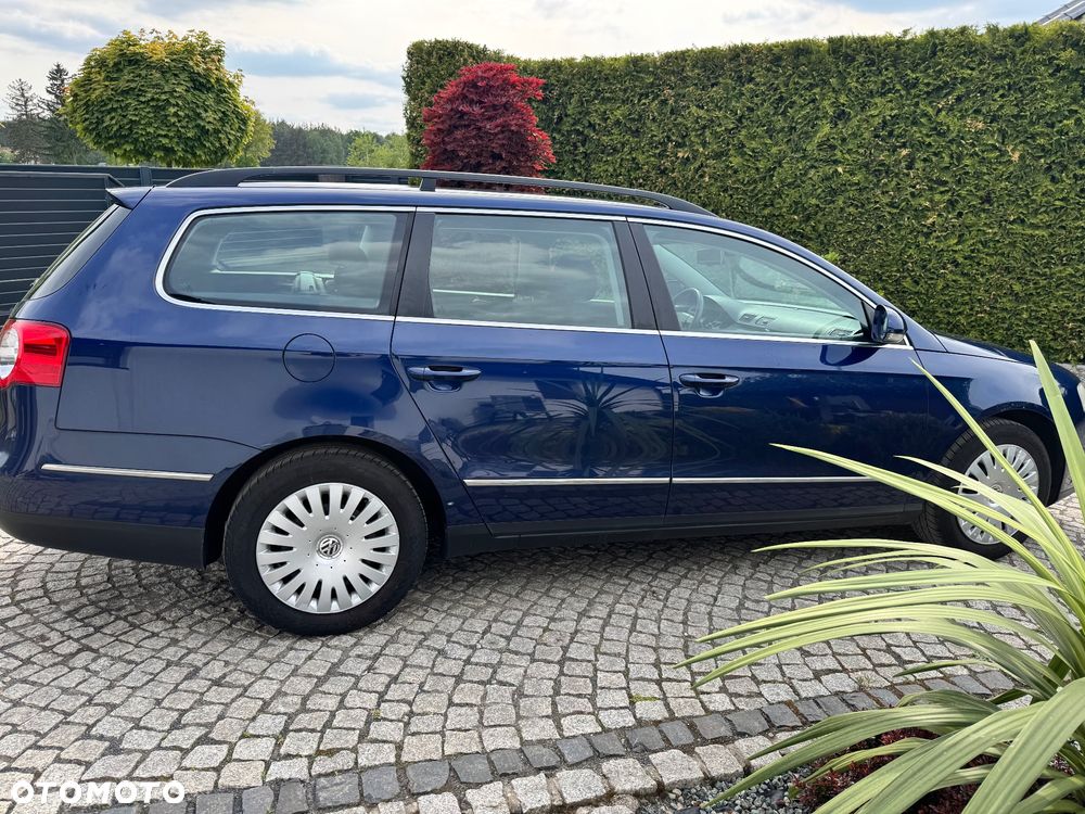 Volkswagen Passat - 20