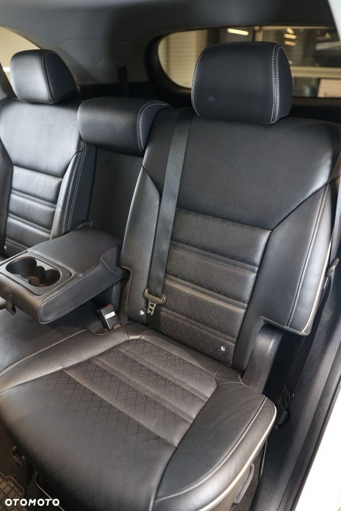 Kia Sorento - 35