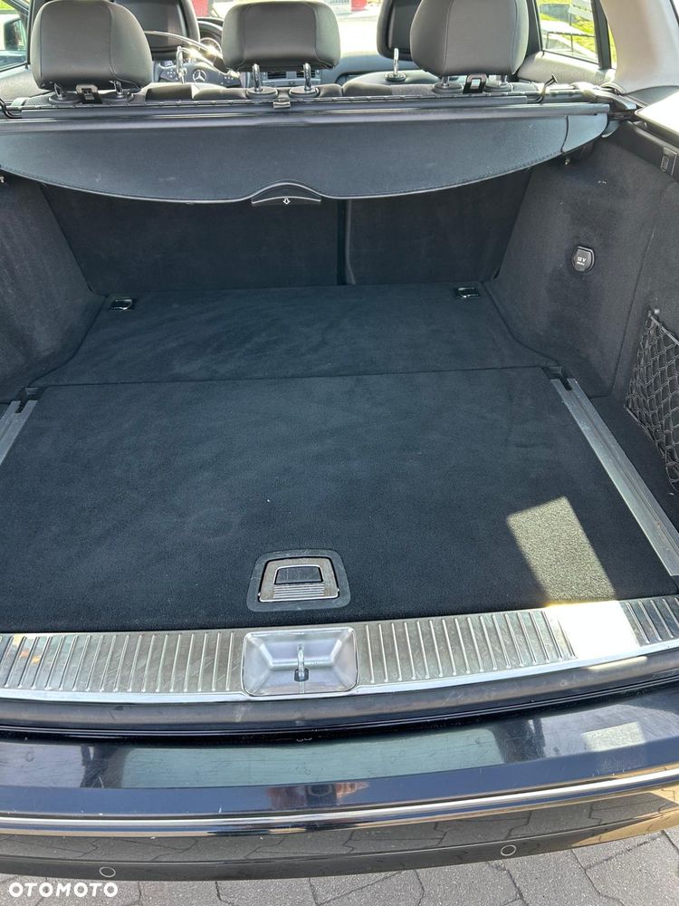 Mercedes-Benz Klasa C 220 CDI DPF Automatik BlueEFFICIENCY Avantgarde - 21