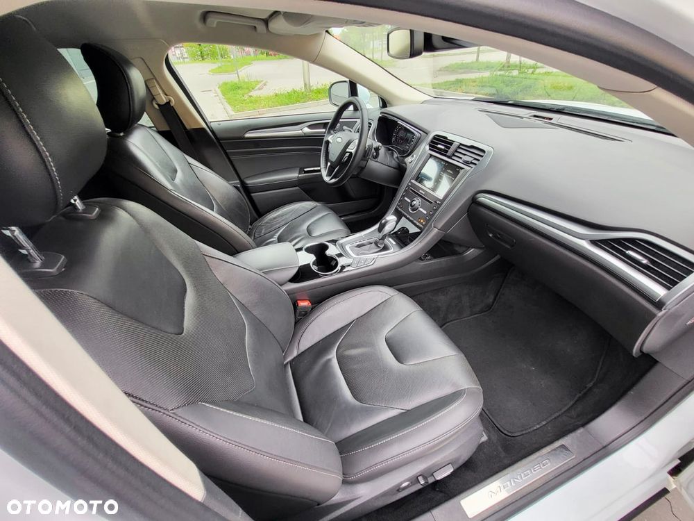 Ford Mondeo 2.0 TDCi Bi-Turbo Titanium PowerShift - 16