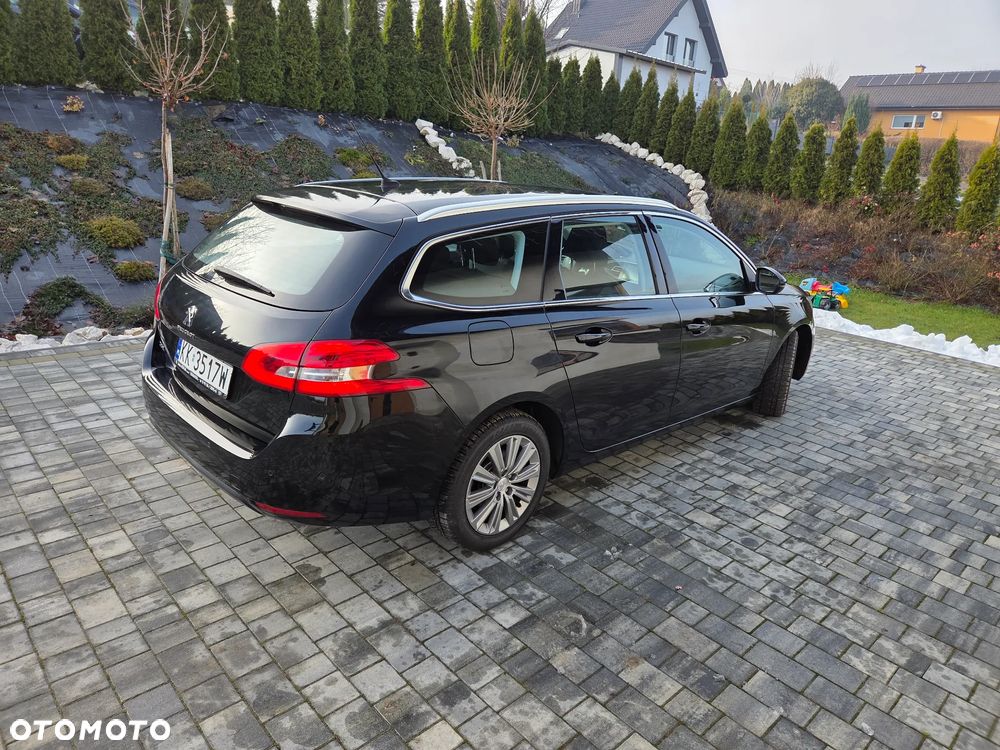 Peugeot 308 BlueHDi FAP 130 Stop & Start Allure Pack - 4