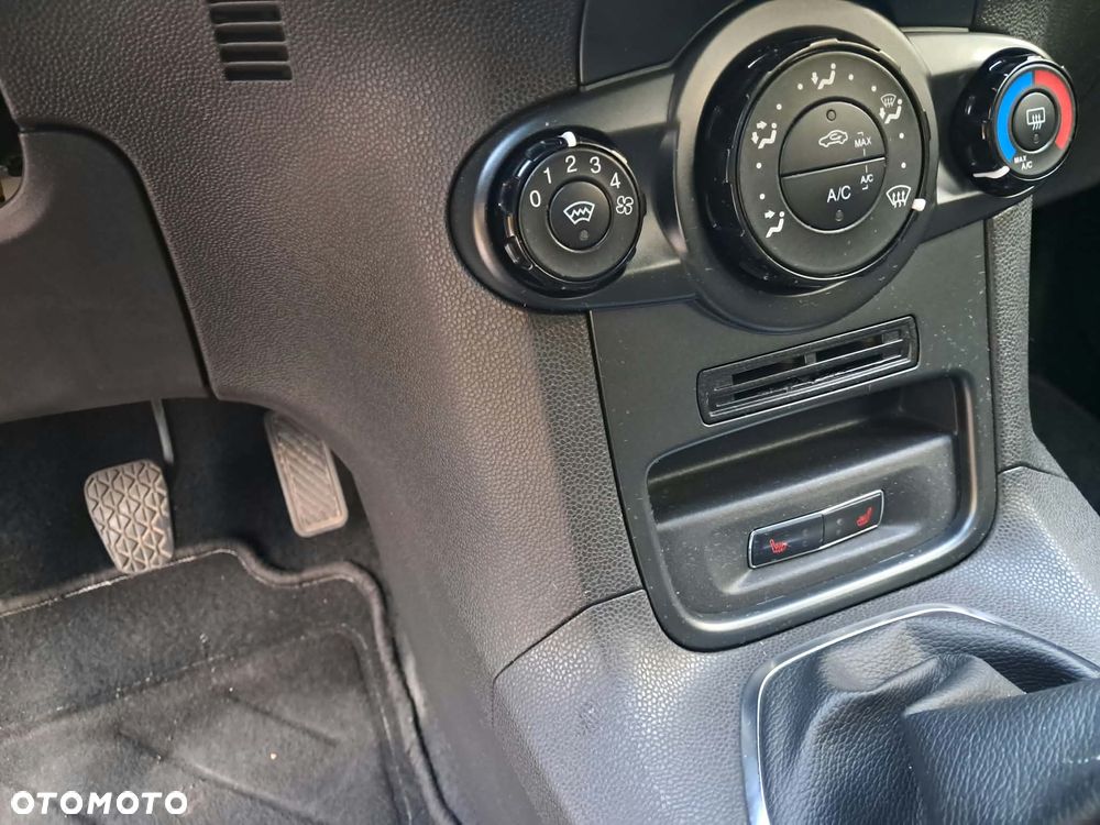 Ford Fiesta 1.25 Trend - 11