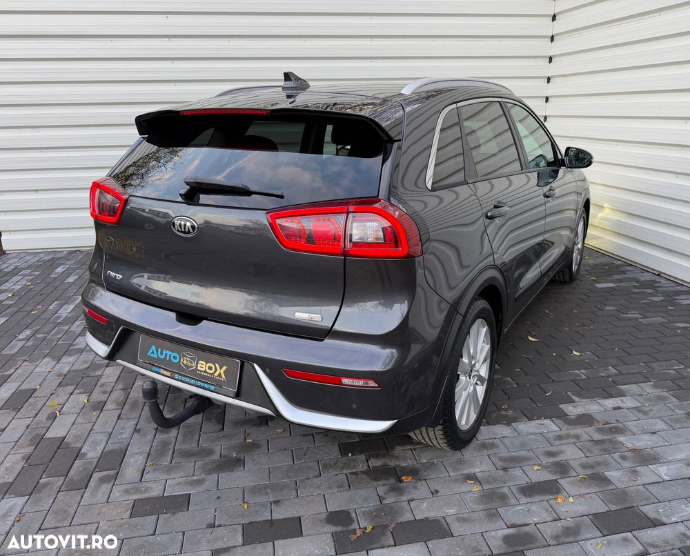 Kia Niro 1.6 GDI HEV 2WD OPF Aut. Spirit - 17