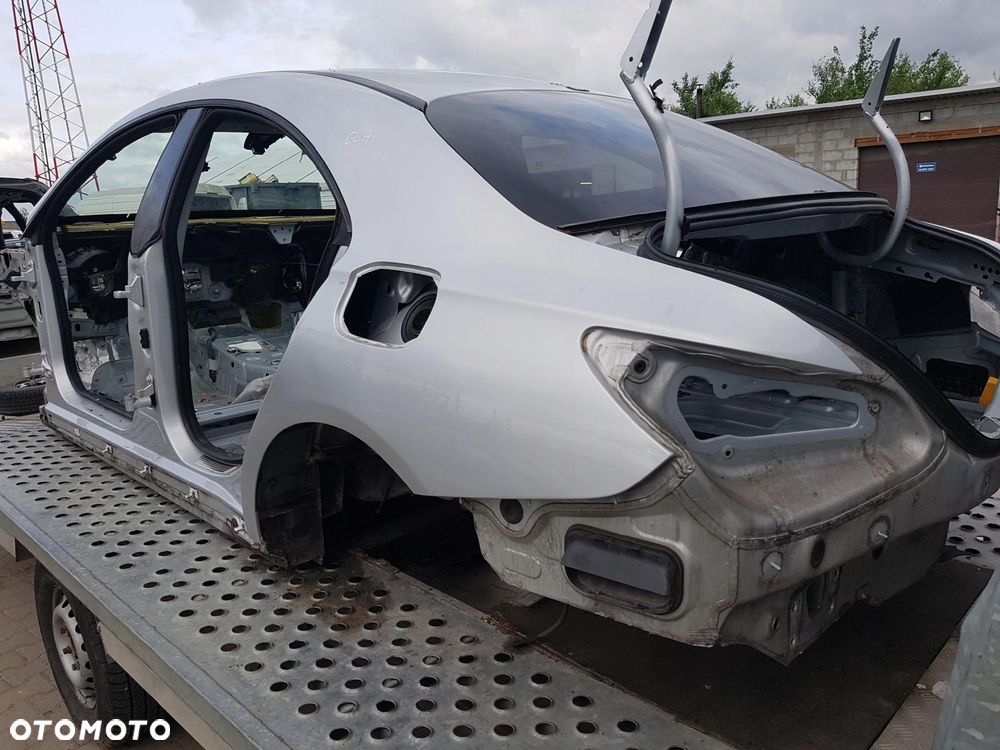 MERCEDES CLA W117 13r- SEDAN BŁOTNIK ĆWIARTKA LEWA TYŁ TYLNA 761 - 1