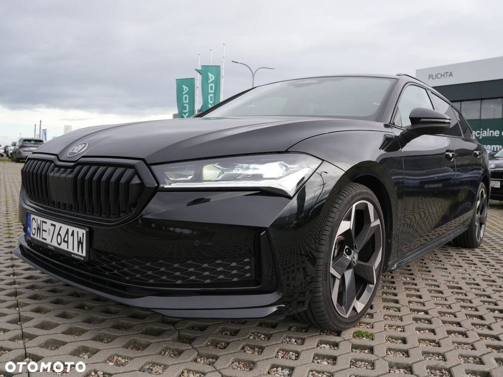 Skoda Superb 2.0 TDI SCR 4x4 Sportline DSG - 8