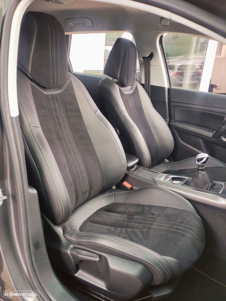 Peugeot 308 SW 1.5 BlueHDi Allure - 23