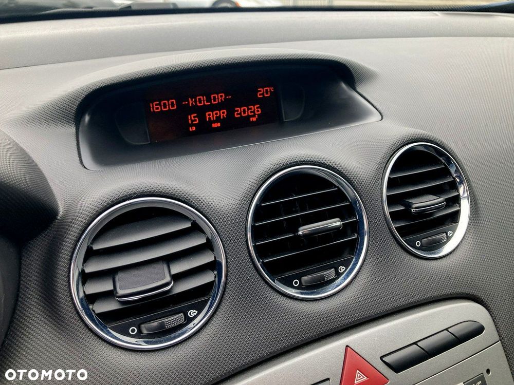 Peugeot 308 120 VTi Style - 28