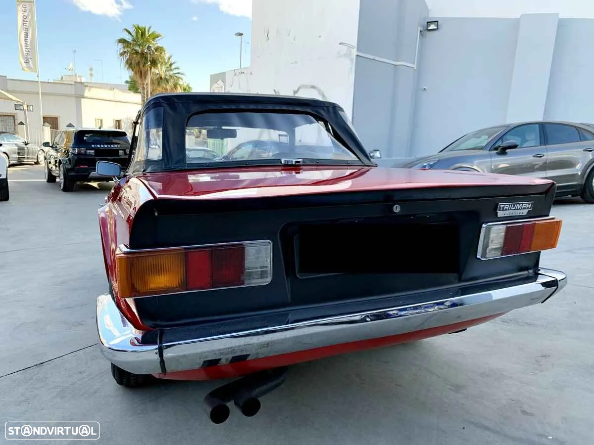 Triumph TR6 - 4