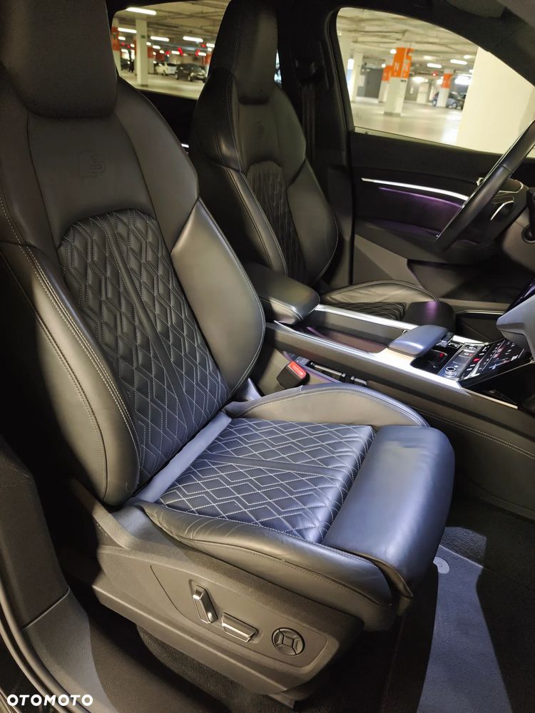 Audi e-tron Sportback 50 Quattro S Line - 16