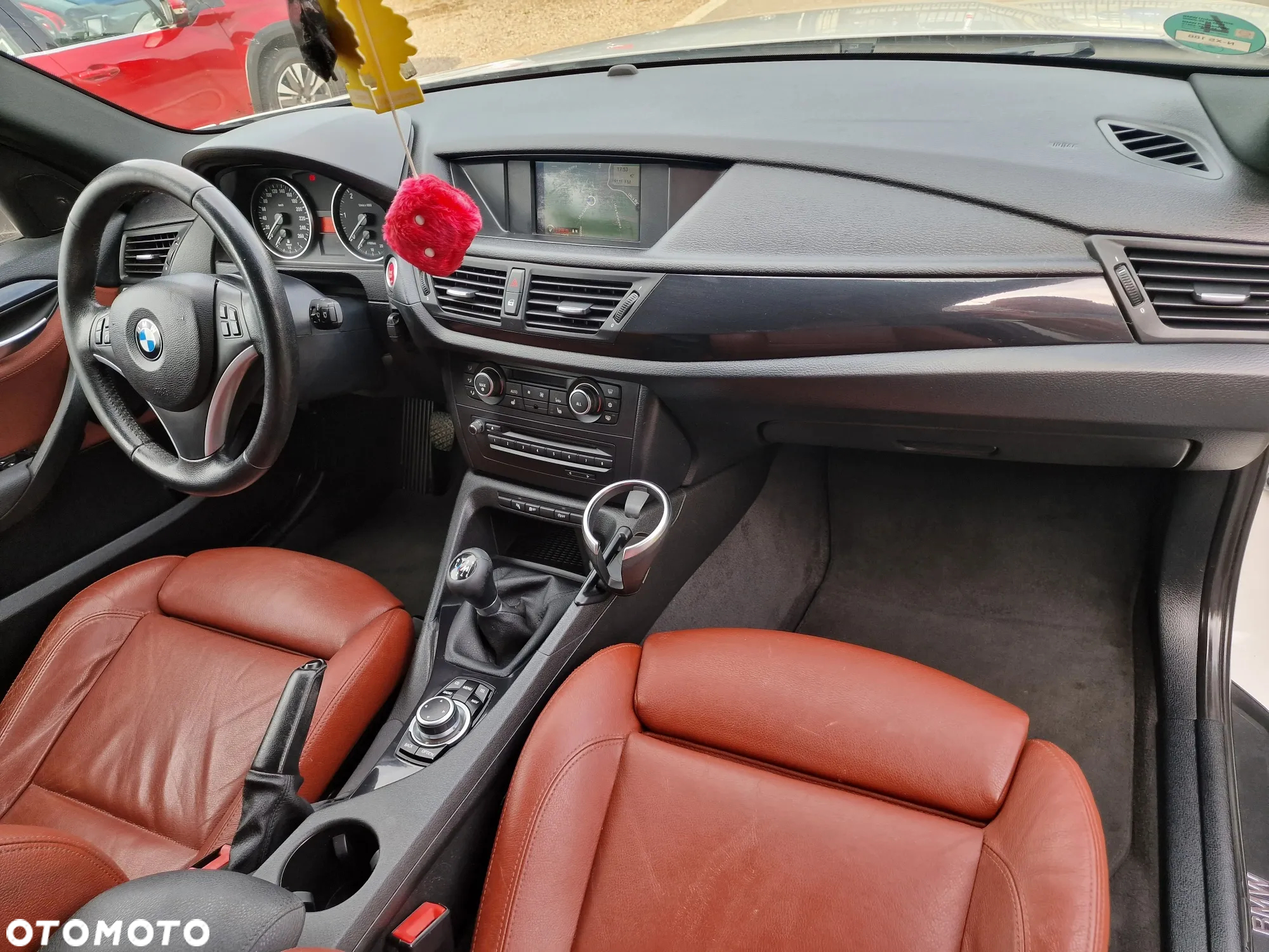 BMW X1 sDrive18d - 18