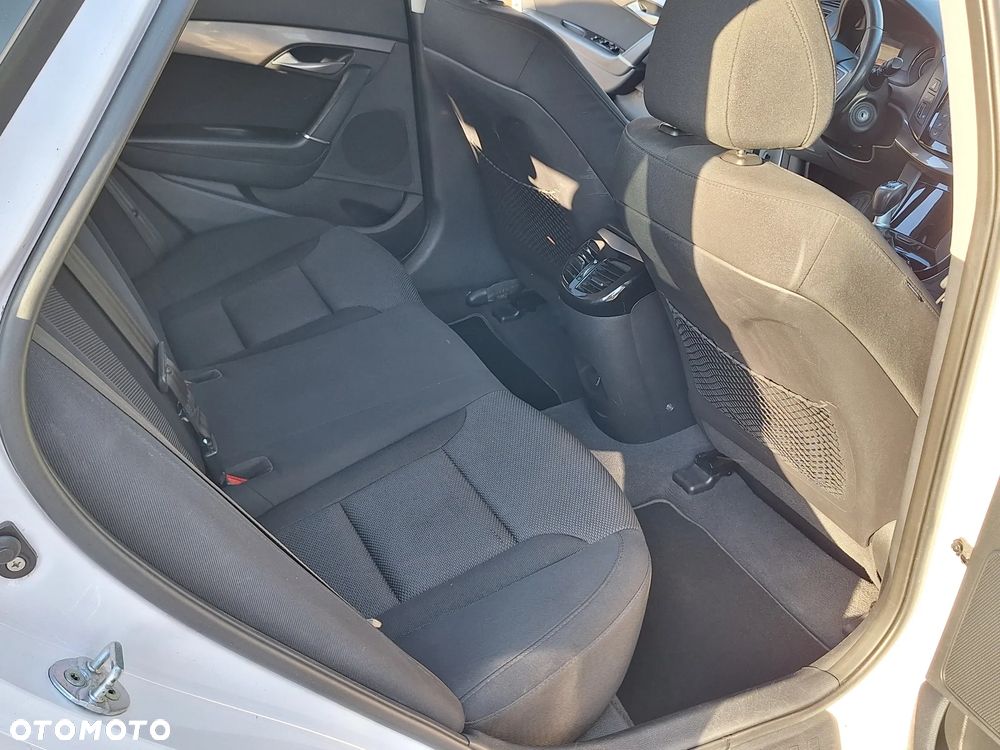 Hyundai i40 1.7 CRDi Comfort + - 21