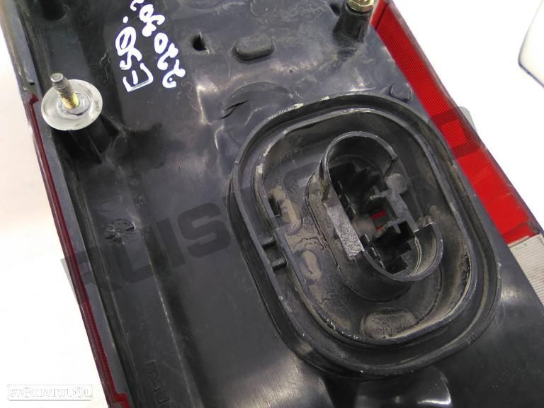 Farolim Trás Painel Esquerdo 762_8296 Lancia Y10 [1985_1995] 1. - 5