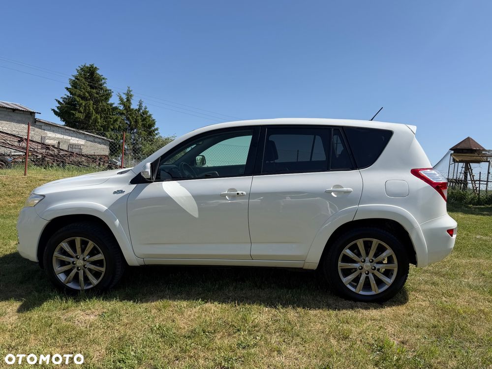 Toyota RAV4 2.2 D-4D 4x4 Executive - 8