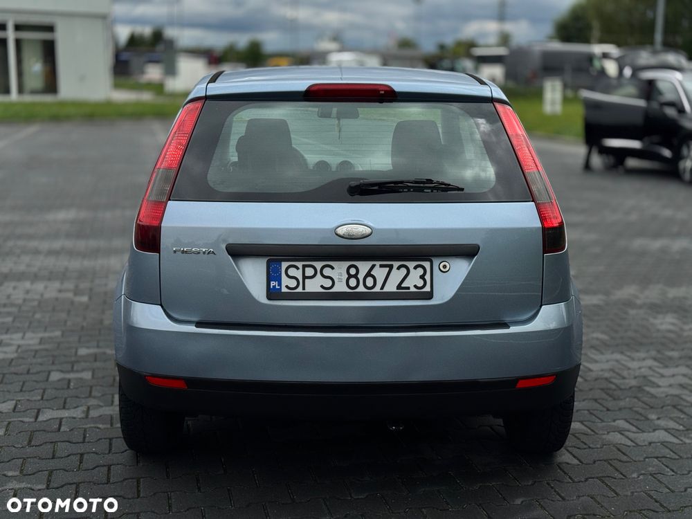 Ford Fiesta 1.3 Ambiente - 3