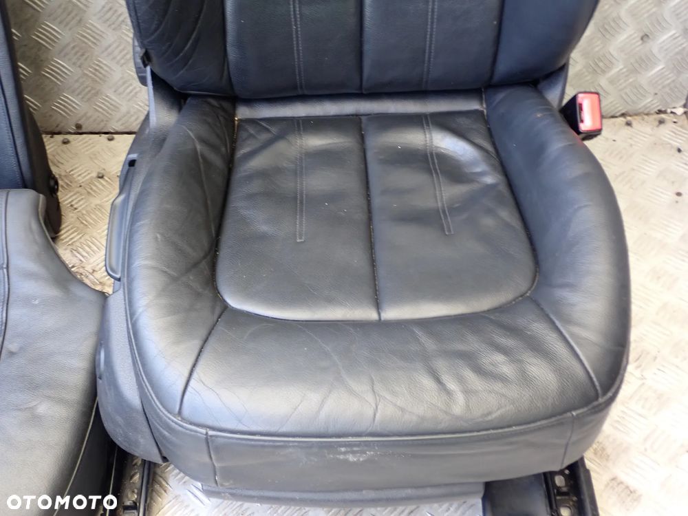 AUDI A6 C7 FOTEL PRZEDNI PRAWY / LEWY ORAZ KANAPA TYLNIA  SKÓRA  KOMPLET, DOSTĘPNE 2 KOMPLETY - 23