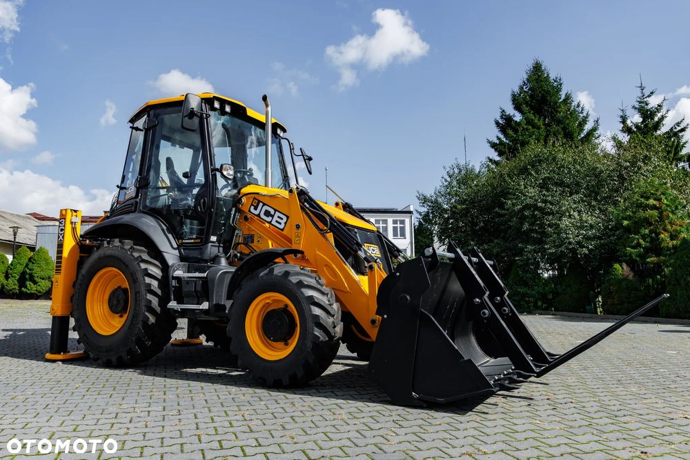 JCB NOWA 0 mtg Koparko-ładowarka 3CX PLUS - 110 KM - 3