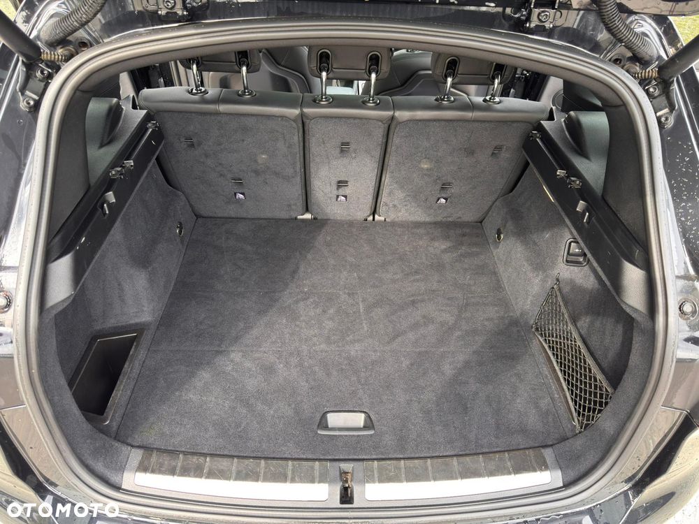 BMW X1 xDrive25i xLine - 17