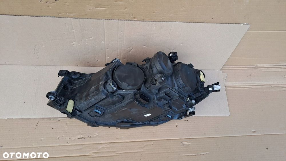 VW T-CROSS 2GM941006A PRAWA LAMPA ZWYKŁA UŻYWANA - 8