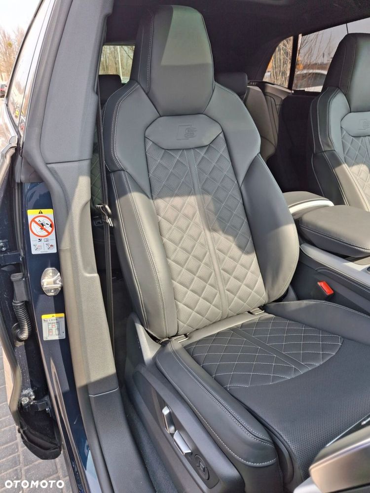 Audi Q8 - 21