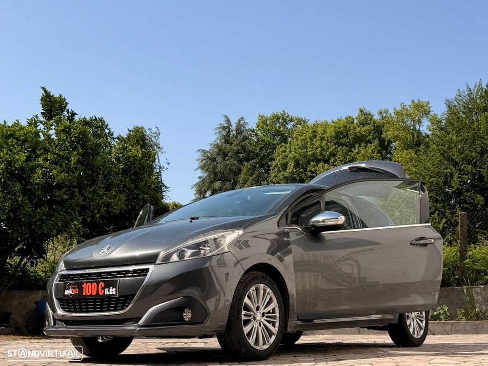 Peugeot 208 1.2 PureTech Allure - 33