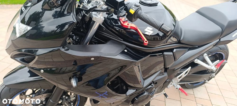 Suzuki GSX - 15