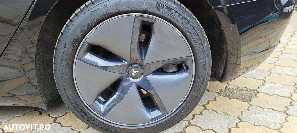 Tesla Model 3 Standard Reichweite Plus Hinterradantrieb - 8