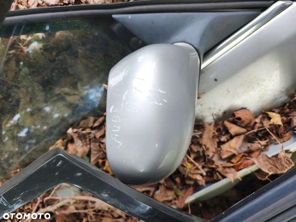 Błotnik prawy lewy audi A8 D2 LY7T zderzak przód maska  drzwi lusterko - 30