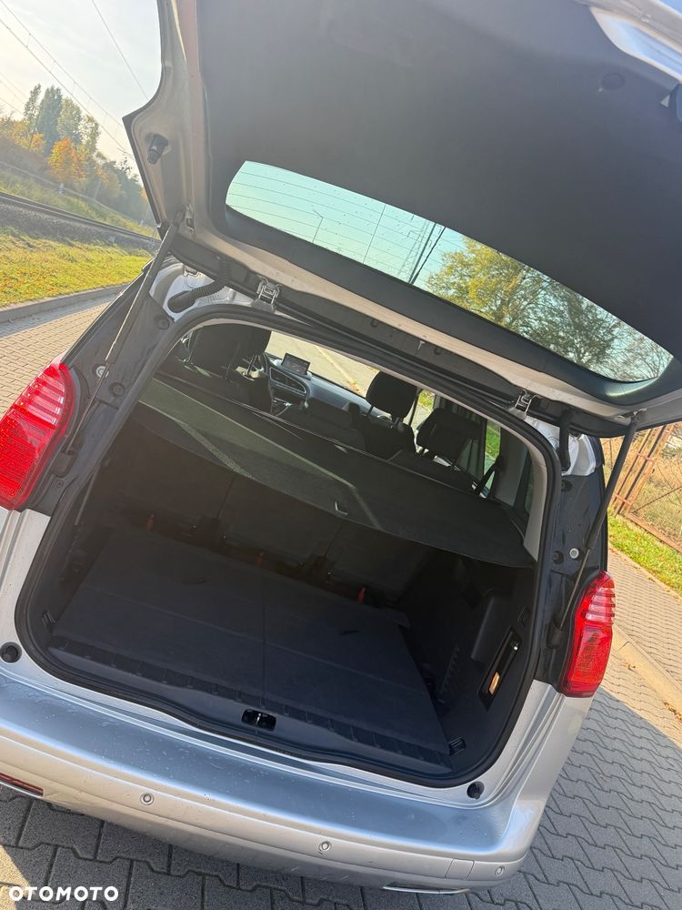Peugeot 5008 2.0 HDi Allure 7os - 9