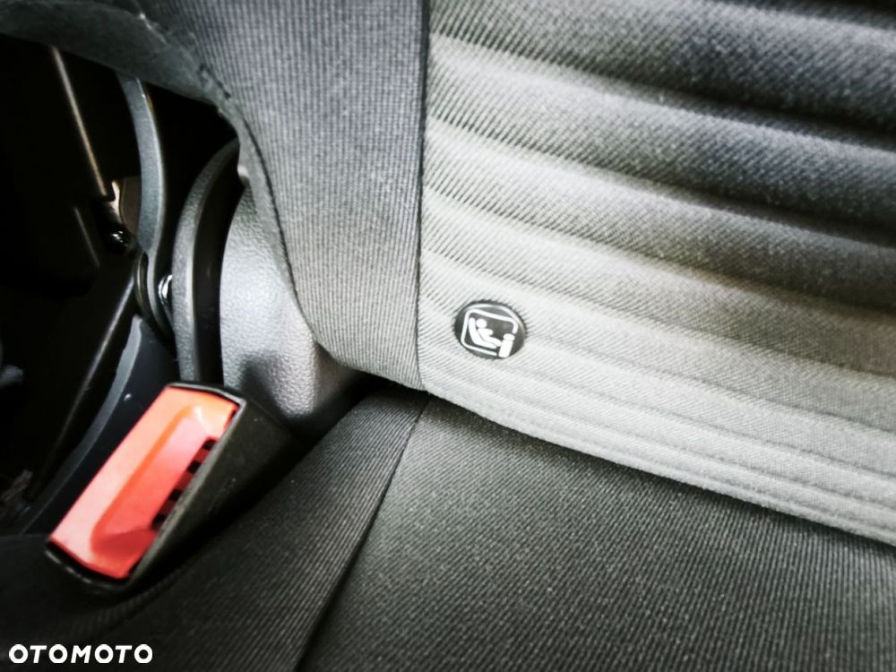 Ford Grand C-MAX - 17