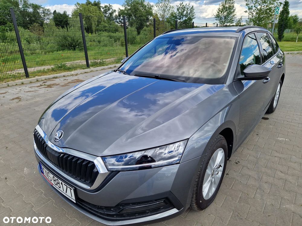 Skoda Octavia ver-1-0-tsi-e--tec-ambition-dsg - 2