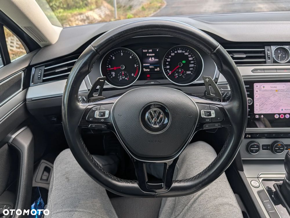 Volkswagen Passat 2.0 TDI SCR DSG Comfortline - 34