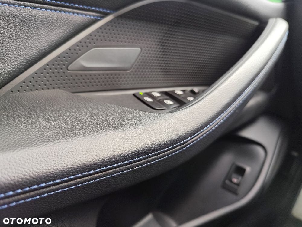 BMW i4 80.7kWh eDrive 35 M Sport - 29