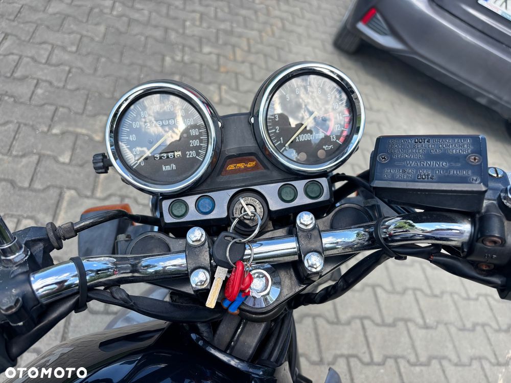 Kawasaki ER - 8