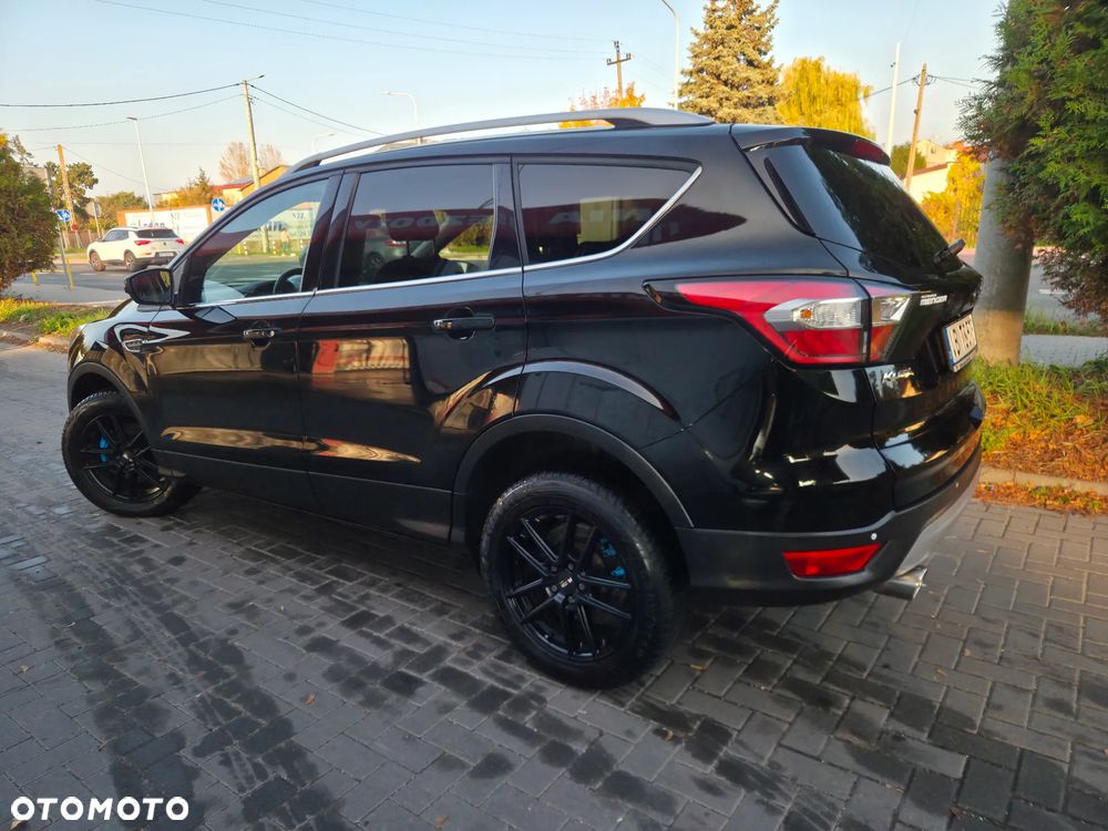 Ford Kuga 2.0 TDCi 2x4 Titanium - 8