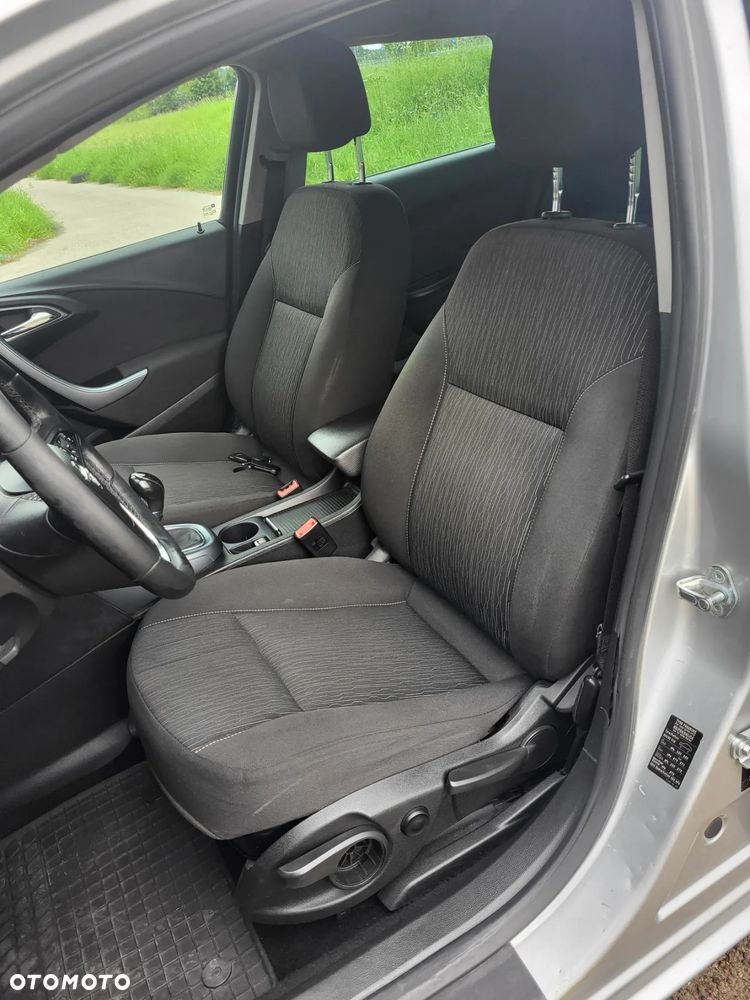 Opel Astra GTC 1.4 Turbo - 14