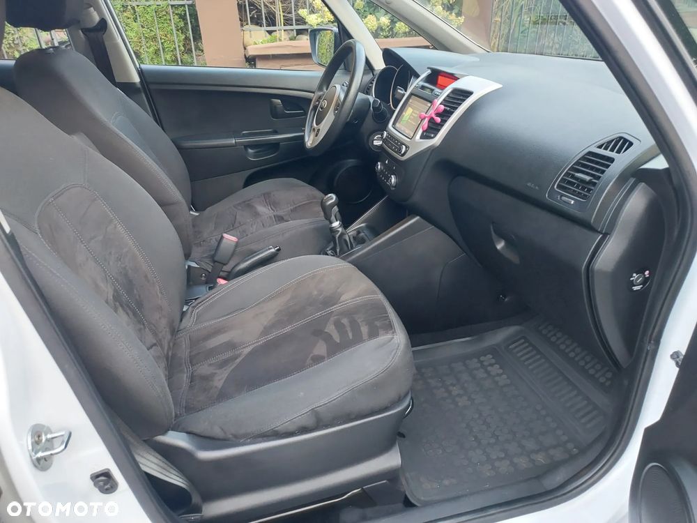 Kia Venga 1.4 M - 8